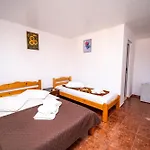 Anda * Costineşti
