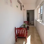 Anda Gazde/Camere de închiriat *