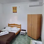 Anda * Costineşti